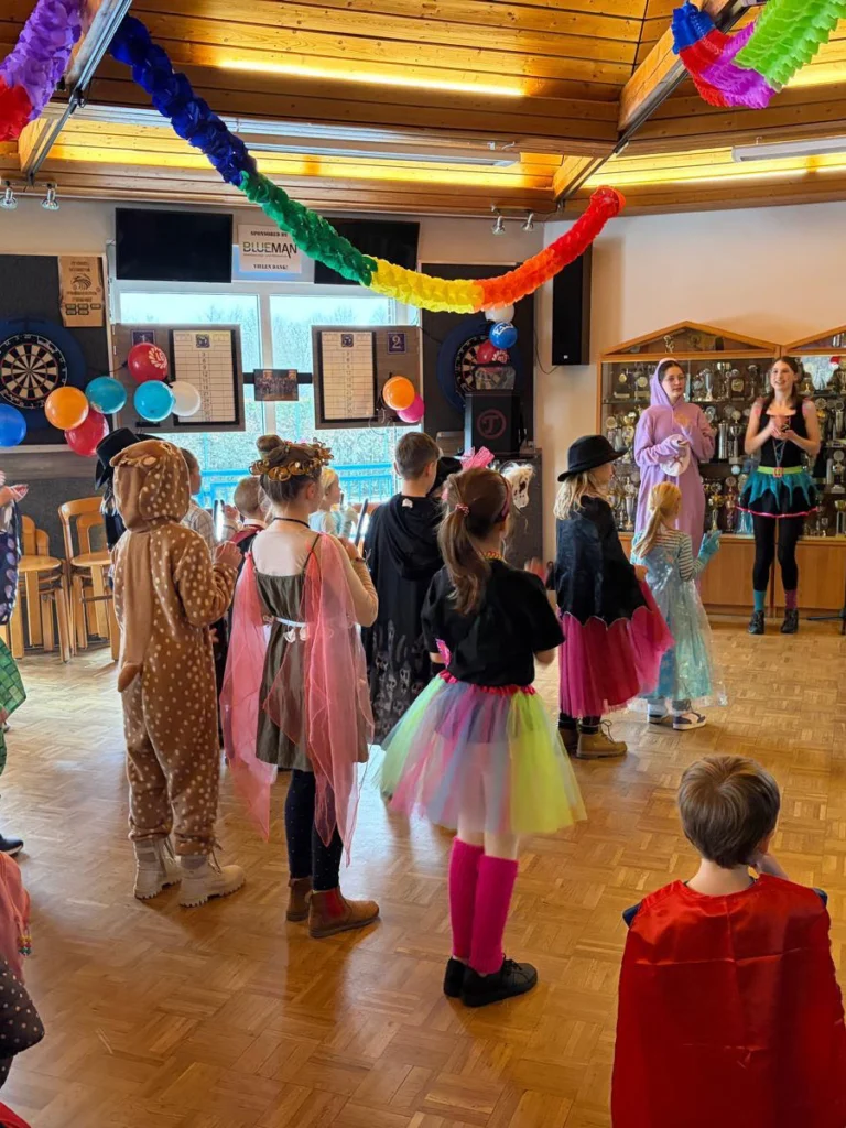 Instagram post from svfalkerosenthal. This post is in position 3.