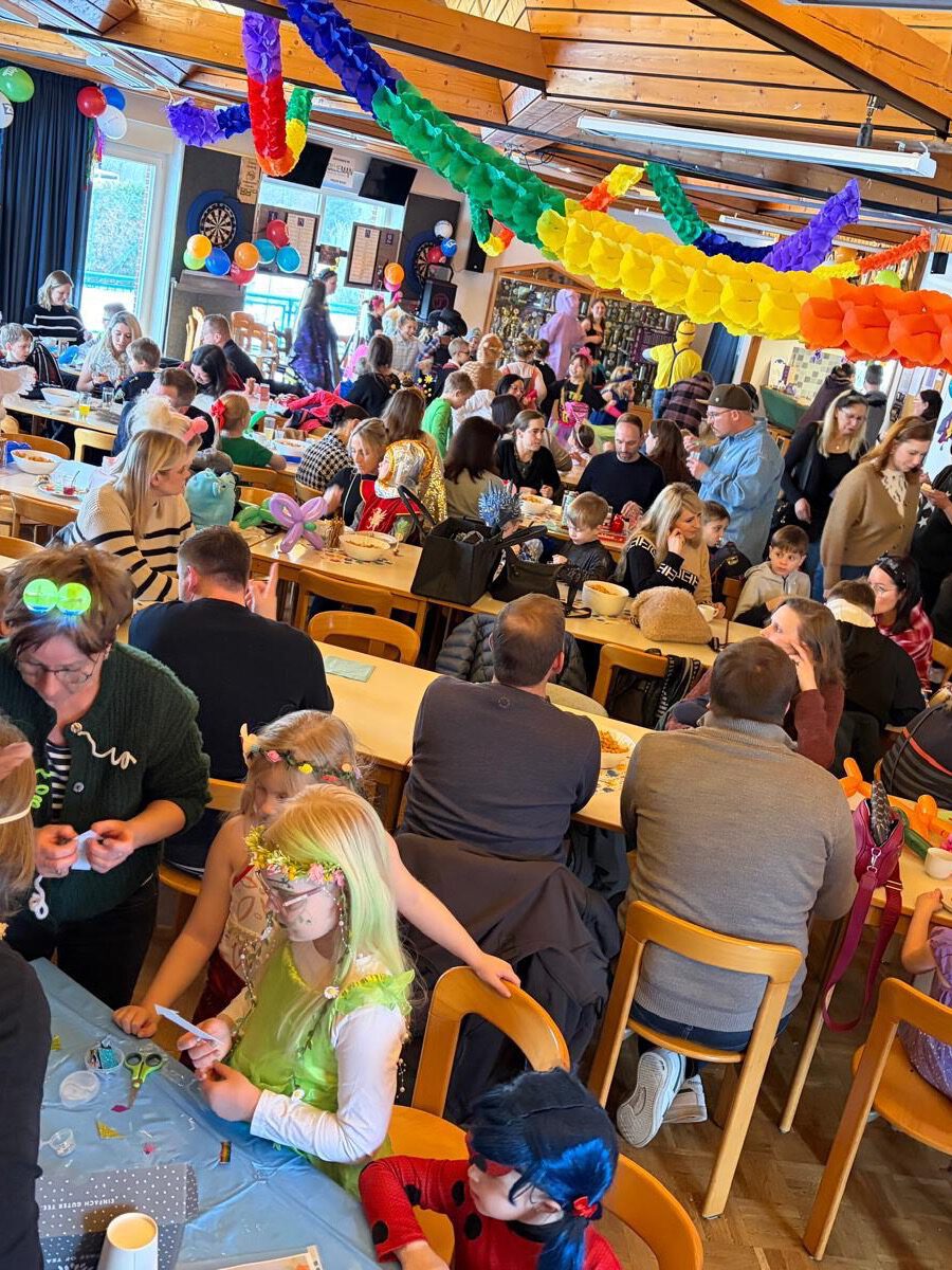 Instagram post from svfalkerosenthal. This post is in position 2.