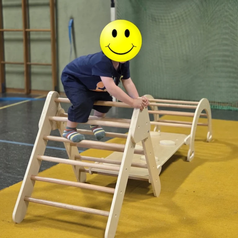 Instagram post from svfalkerosenthal. This post is in position 1.