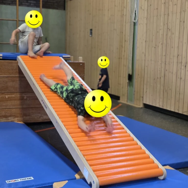 Instagram post from svfalkerosenthal. This post is in position 3.