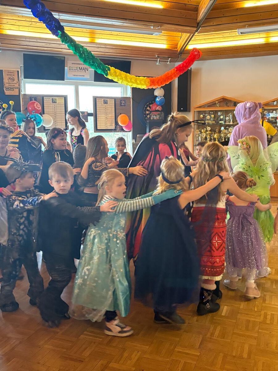 Instagram post from svfalkerosenthal. This post is in position 1.